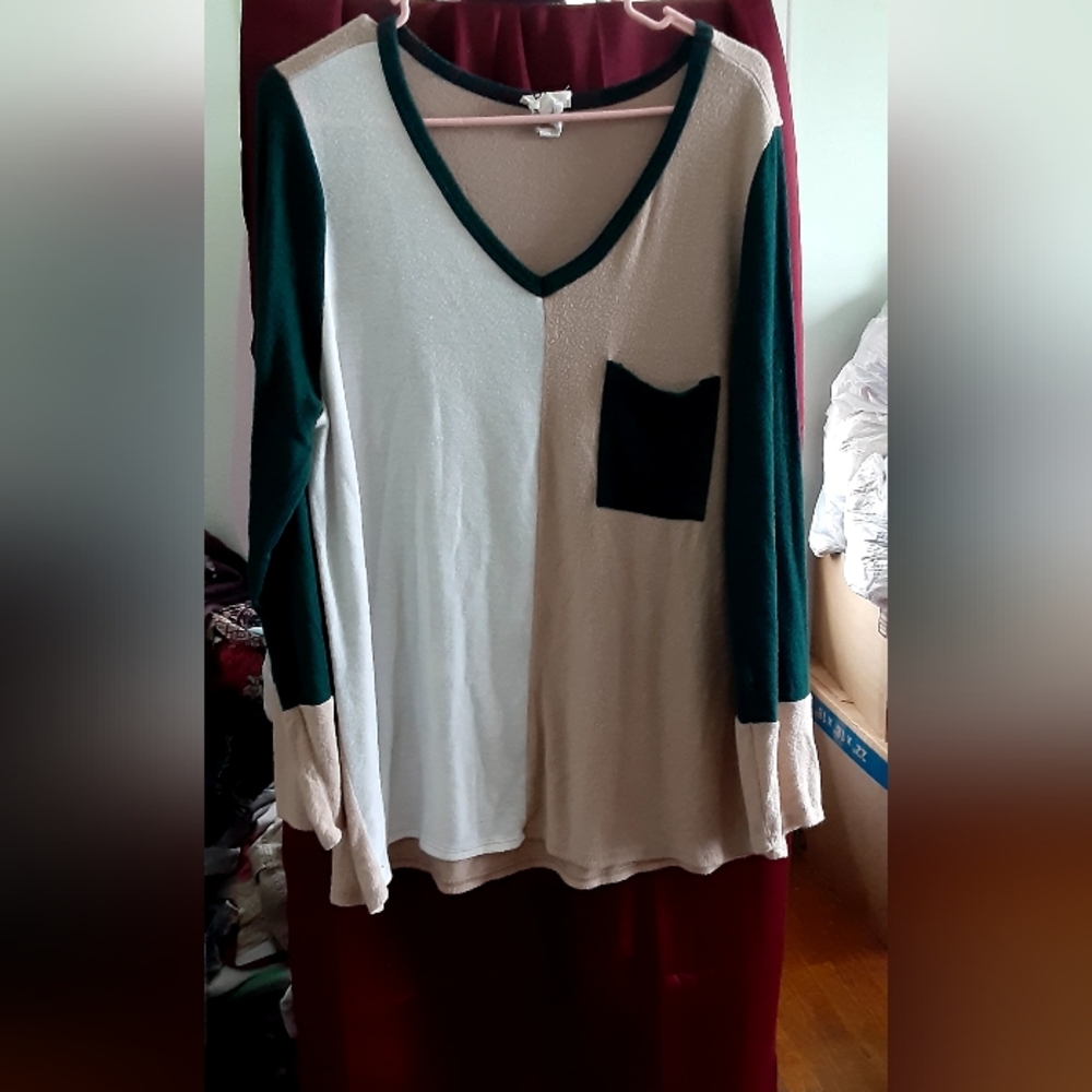 Lightweight sweater